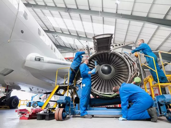 Aviation & Aerospace 2 Aviation & Aerospace